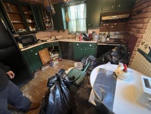 Eviction & Foreclosure Cleanout in Baldwin, NY (8)